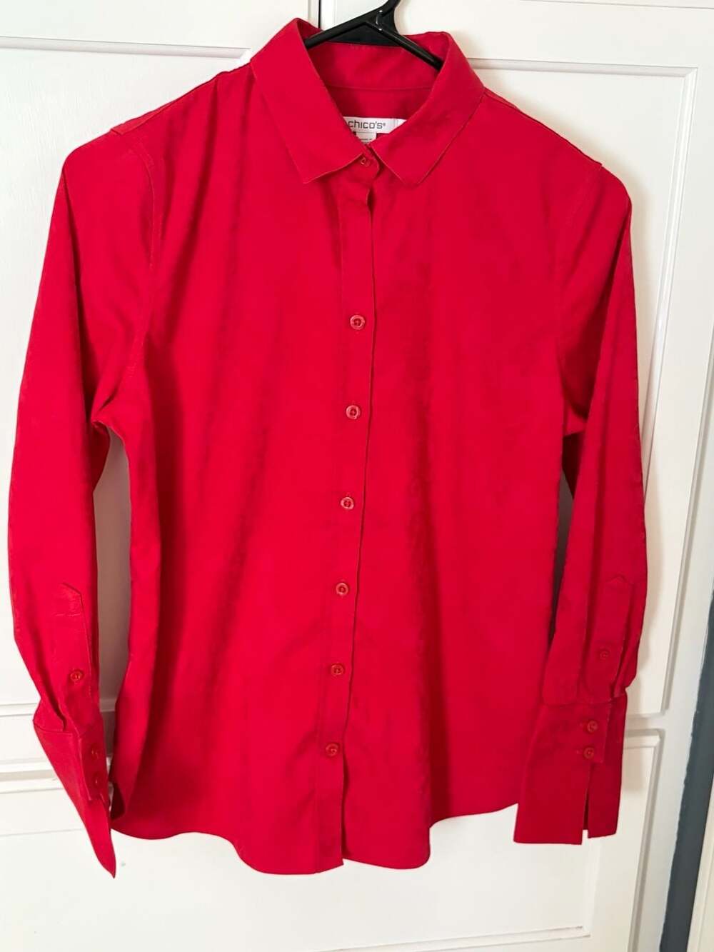Chico's Red Floral Jacquard Long Sleeve Button Down Shirt Size 00 (US 2)
